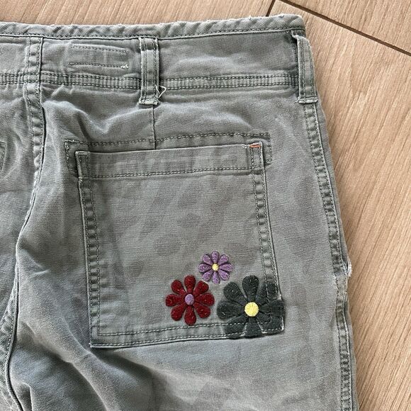 Anthropologie Pilcro the Wanderer Utility Patches Pants Size 26 Embroidered - Picture 9 of 9